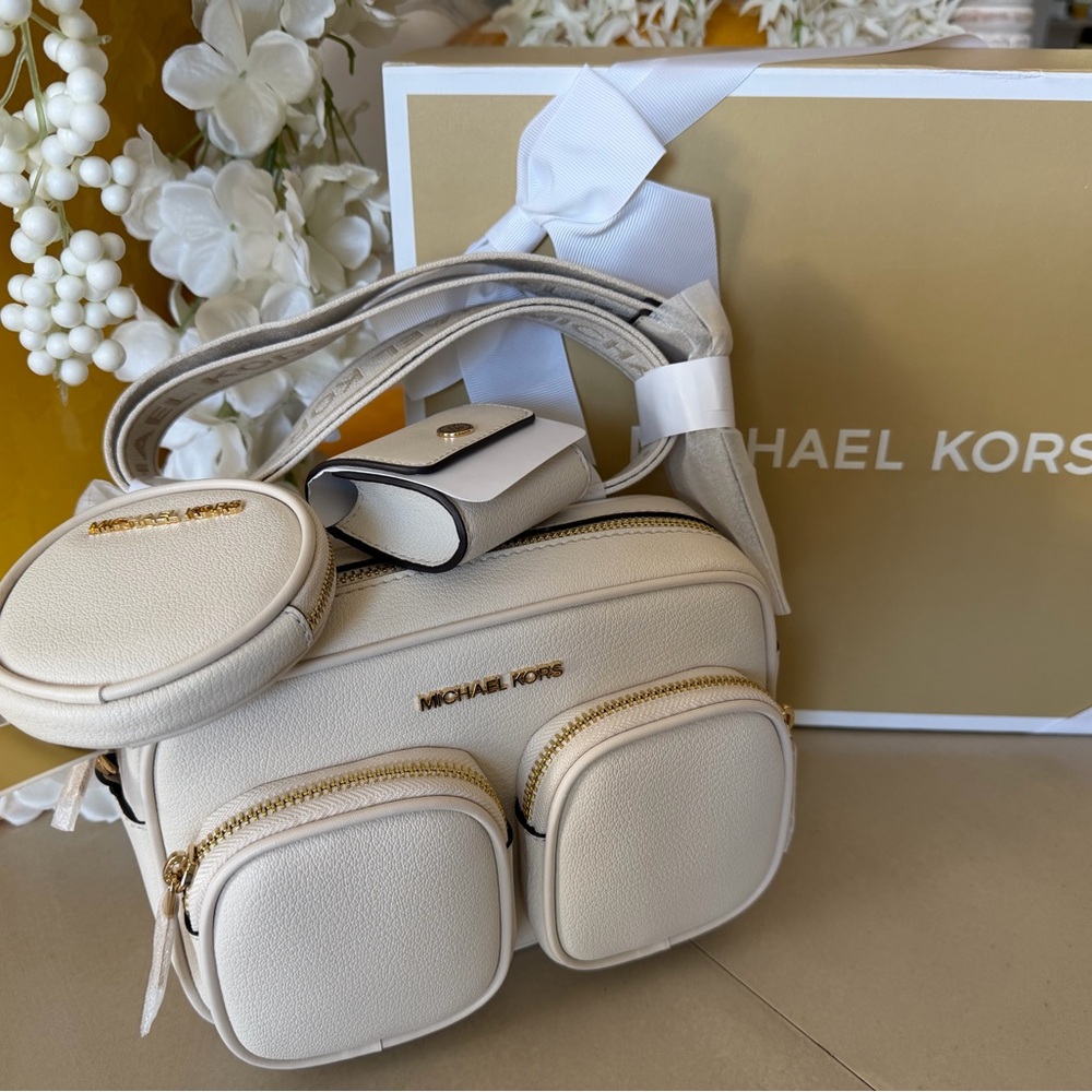 Michael Kors Cream Crossbody Bag Set